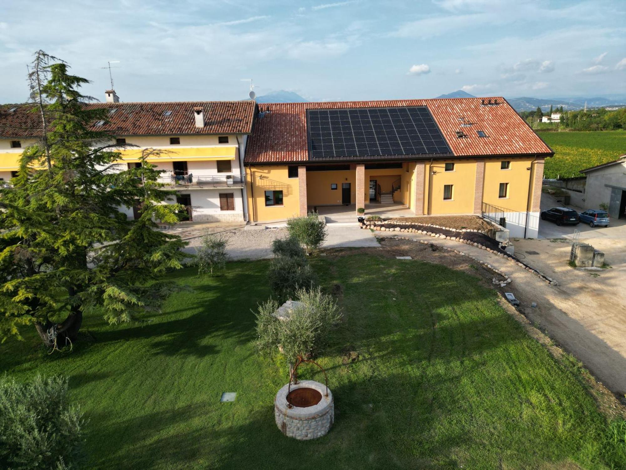 Corte Casa Erminia Farm stay Cola (Verona)